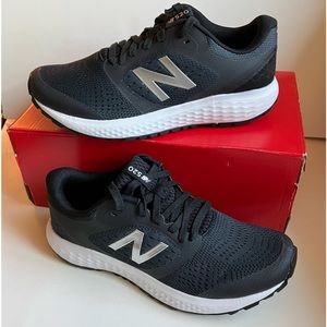 NIB New balance Womens 8.5 NIB! Sneakers